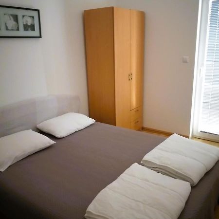 Villa Dobra Family Apartments Vir Bagian luar foto