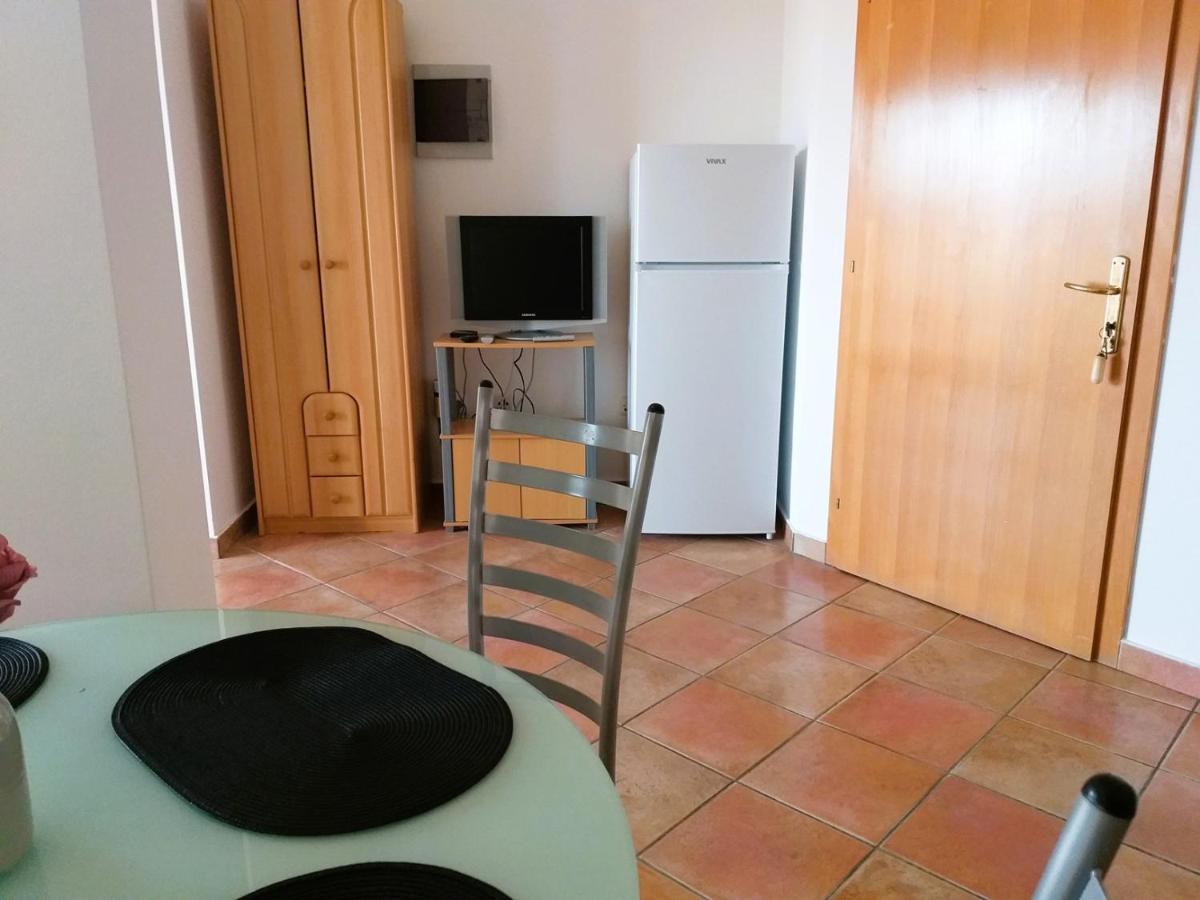 Villa Dobra Family Apartments Vir Bagian luar foto