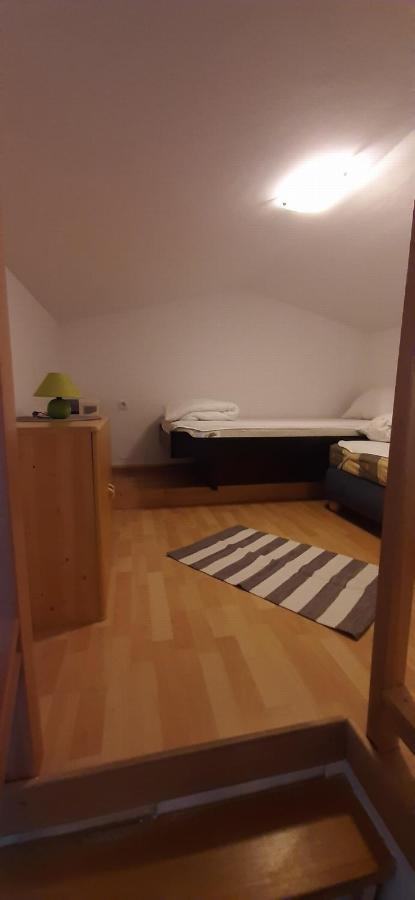 Villa Dobra Family Apartments Vir Bagian luar foto