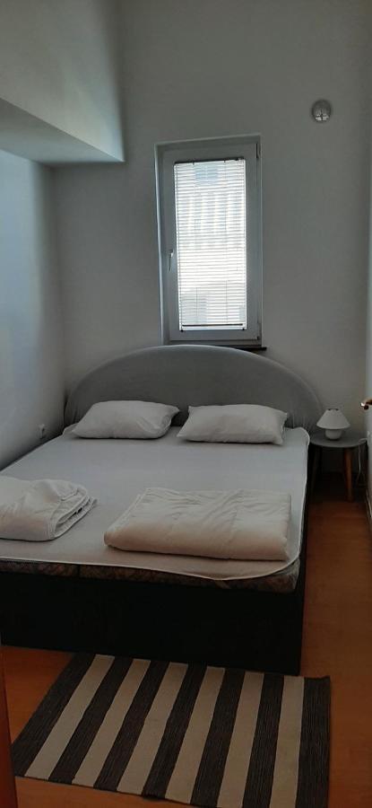 Villa Dobra Family Apartments Vir Bagian luar foto