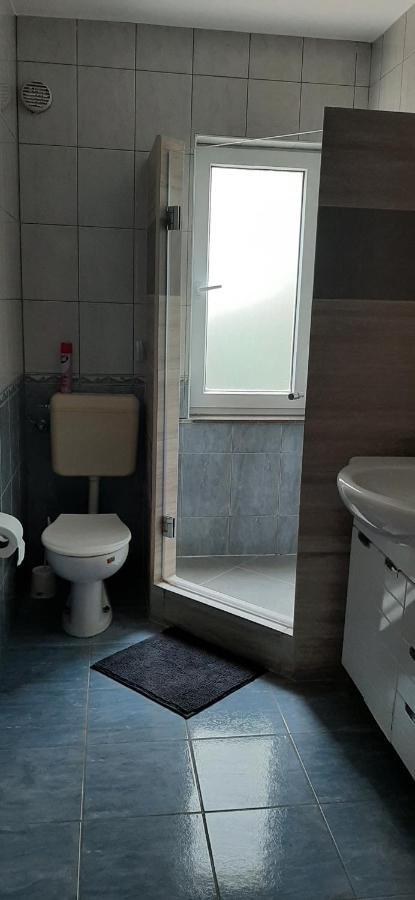 Villa Dobra Family Apartments Vir Bagian luar foto
