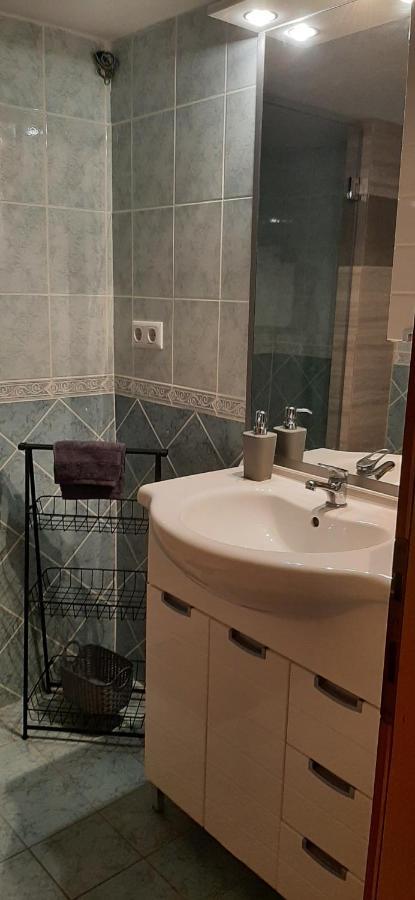 Villa Dobra Family Apartments Vir Bagian luar foto